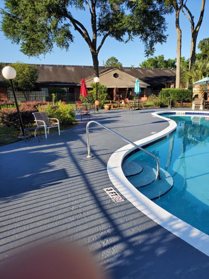 Hospitality Inn - Джэксонвиль Экстерьер фото